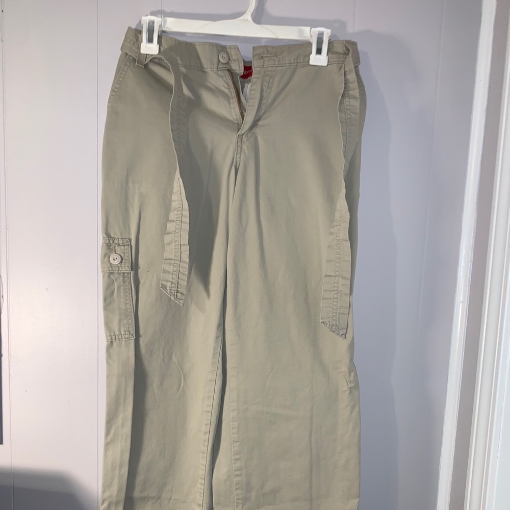 Levi’s Straight Leg Cargo Pants